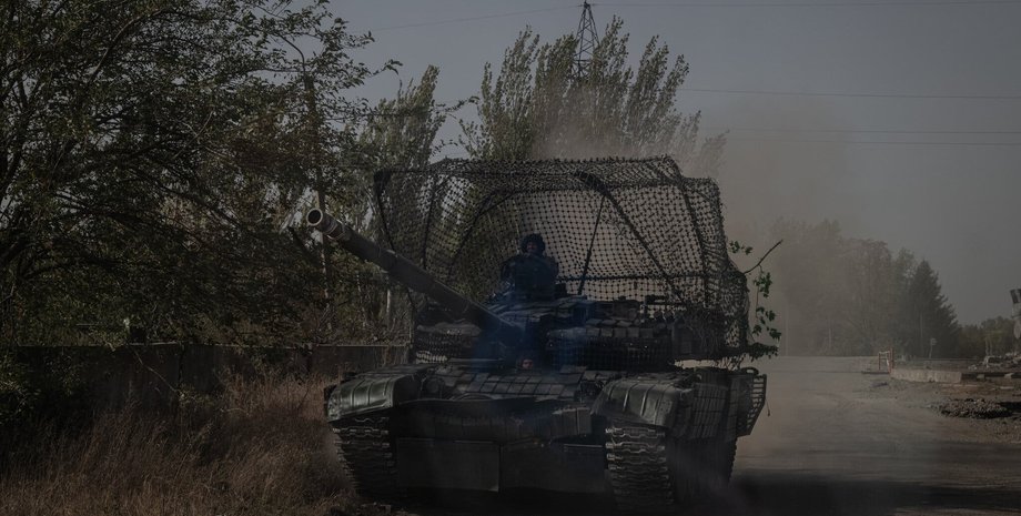 Украинский танк, покровск, донбасс