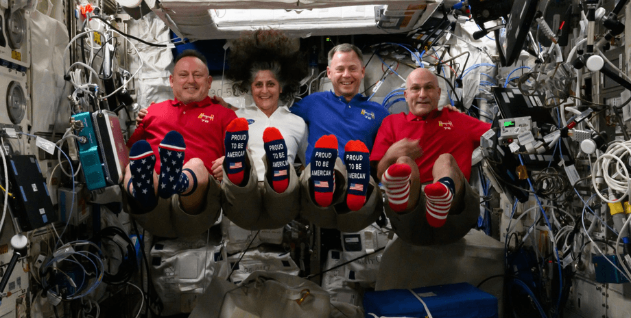 Астронавти США проголосували з МКС