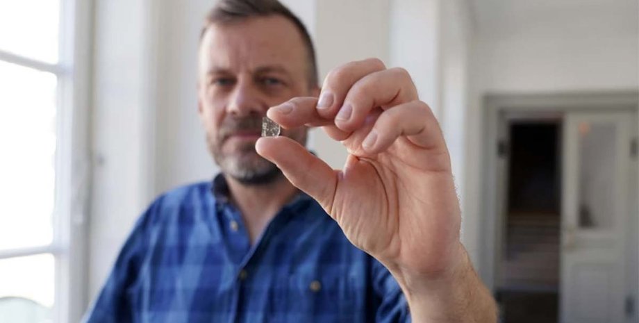 Окна эпохи викингов, витражи, культура викингов, исторические открытия, элита викингов, общество викингов, архитектура викингов, дохристианские памятники, происхождение стекла, датская археология