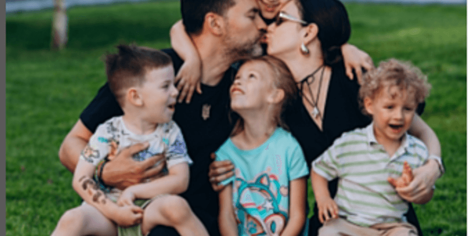 Тимур Мирошниченко и семья