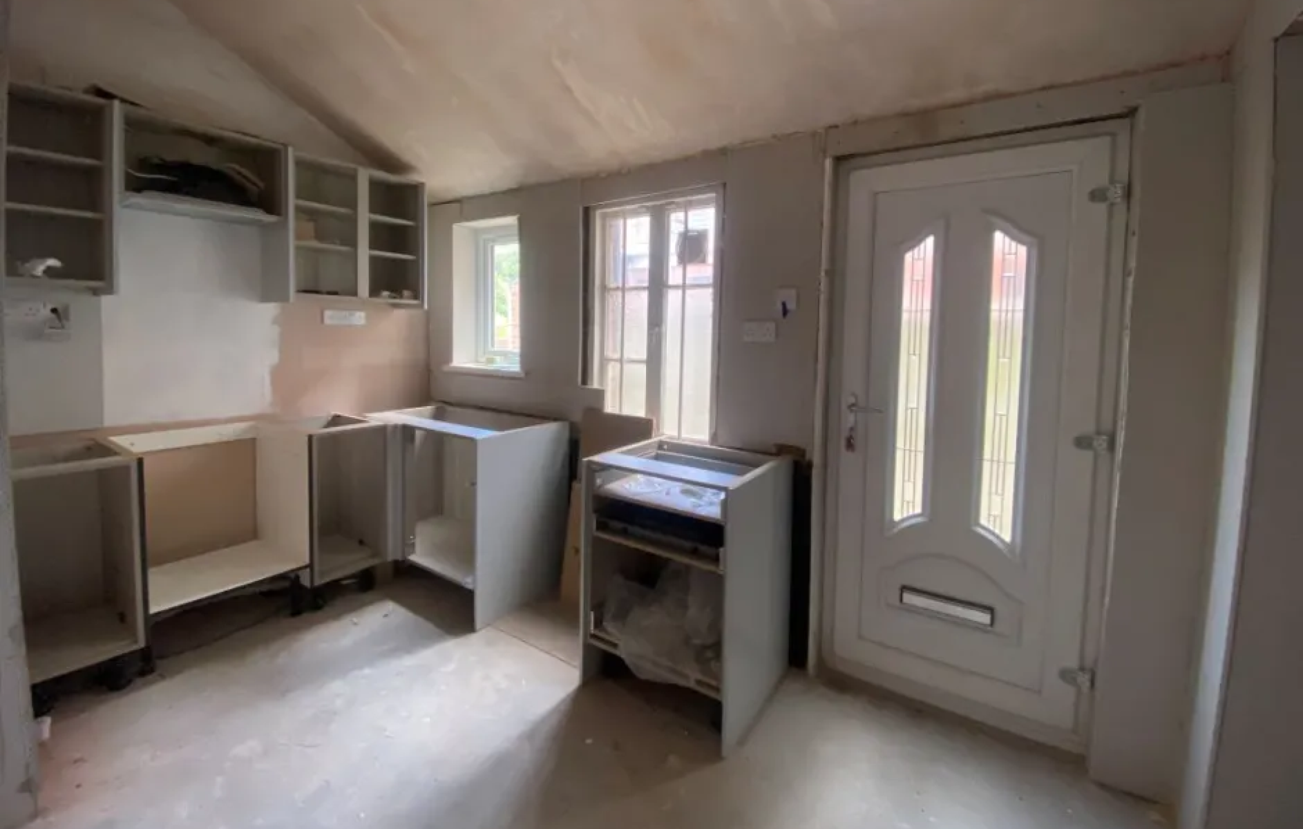 Будинок за 1 фунт стерлінгів в Англії В Англії продають будинок за 1 фунт стерлінгів за кілька хвилин від знаменитої набережної