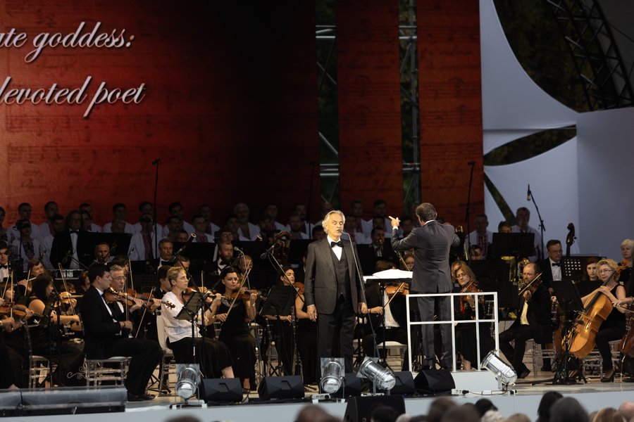 Андреа Бочелли