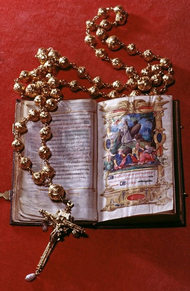 четки, артефакт, драгоценности