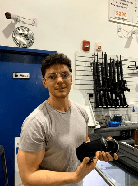 Молодой миллионер, Бен Бернс, молодой бизнесмен, огромное состояние, быть бедным, история успеха, криптовалюта, секрет успеха