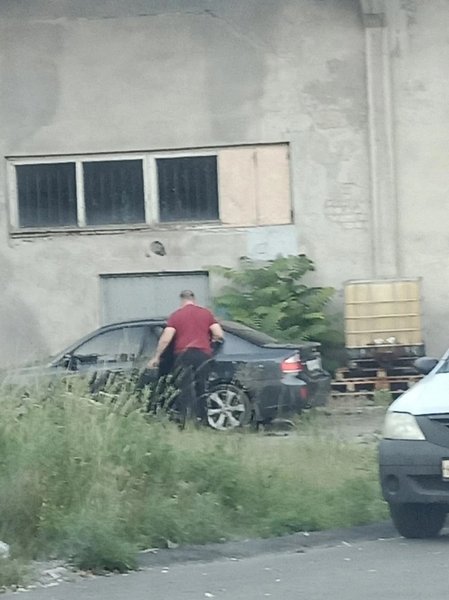Олег Шутов стеження