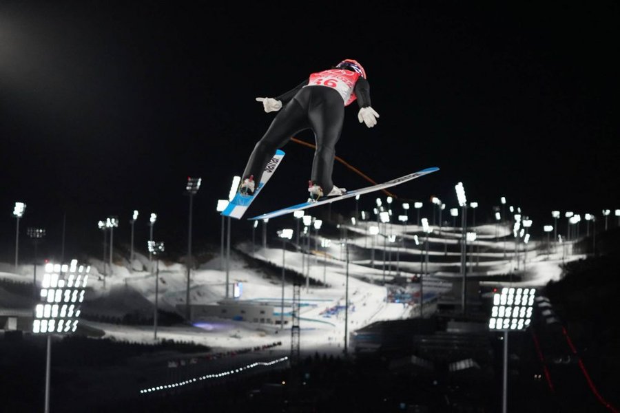 Сара Таканаси, японка,