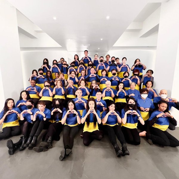 вера вонг, поддержка украины