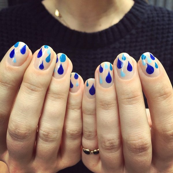 синий маникюр, синий лак, модный маникюр, тренды маникюра