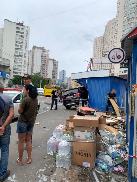 Київ, Позняки, ДТП,