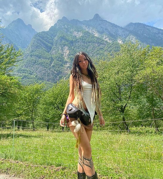 Женщина, которая была в машине боевиков