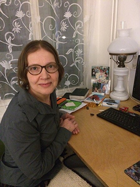 

Ольга Куприянова: "Один мой клиент, возраст — 91, общаясь с которым я влюбилась в Голландию, сказал: "Если бы моя жена (не соседка, жена) собралась выйти замуж за другого, я бы тоже забрал у нее все мои подарки и отпустил замуж голой". "Хотя Путин, конечно, разбойник!" — прибавил он"
