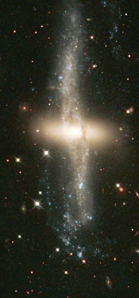 галактика NGC 4650A