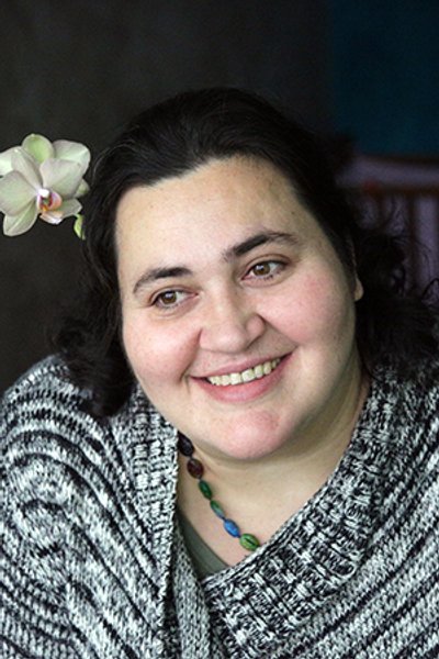 

Любовь Лориашвили: "Мы спасаем Украину, но готовы потерять годовалого ребенка. Притом, что ребенок совсем маленький, а вокруг столько взрослых. И тут уже непонятно, что страшнее: потерять ребенка или государство"
