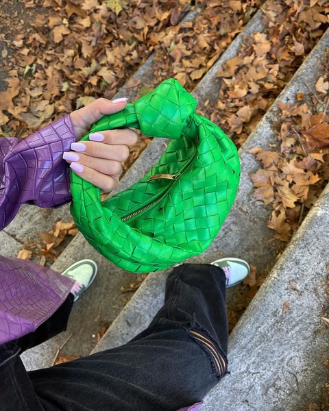 кожаный тренч, лавандовый, лавандовый цвет, тренч, тренд сезона 2021