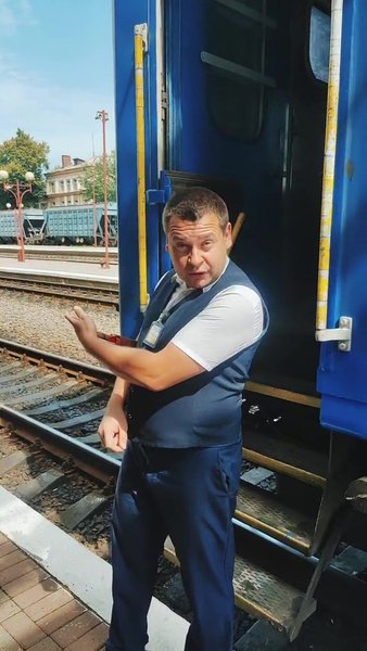 Провідник потяга, права та обов'язки пасажирів у вагоні, Укрзалізниця, інтерв'ю, туризм, подорожі, питання та відповіді