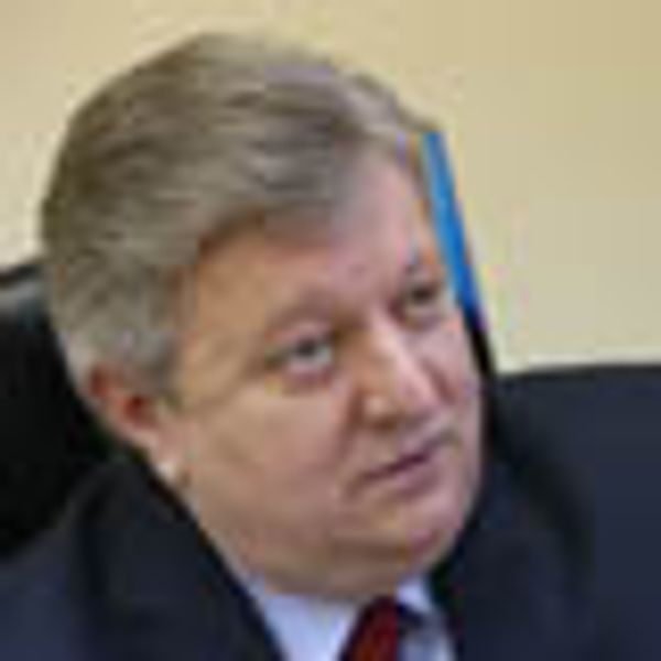 
Роман Шпек
Экс-министр экономики (1993–1995), бывший глава постоянного представительства Украины при ЕС (2000–2008), глава совета Независимой ассоциации банков Украины
