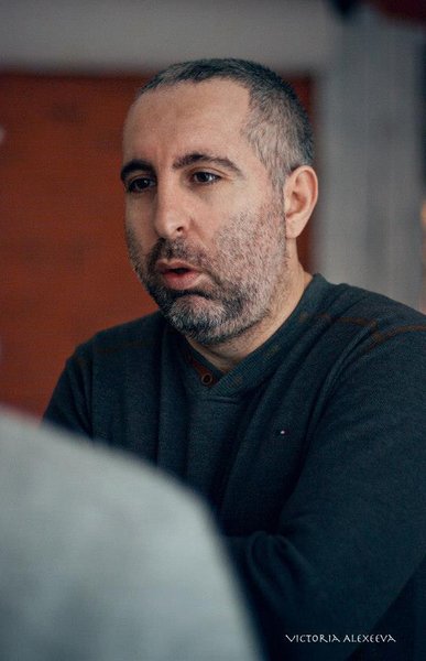 

Карен Мадоян: Президент Саргсян всегда действует с оглядкой на Кремль
