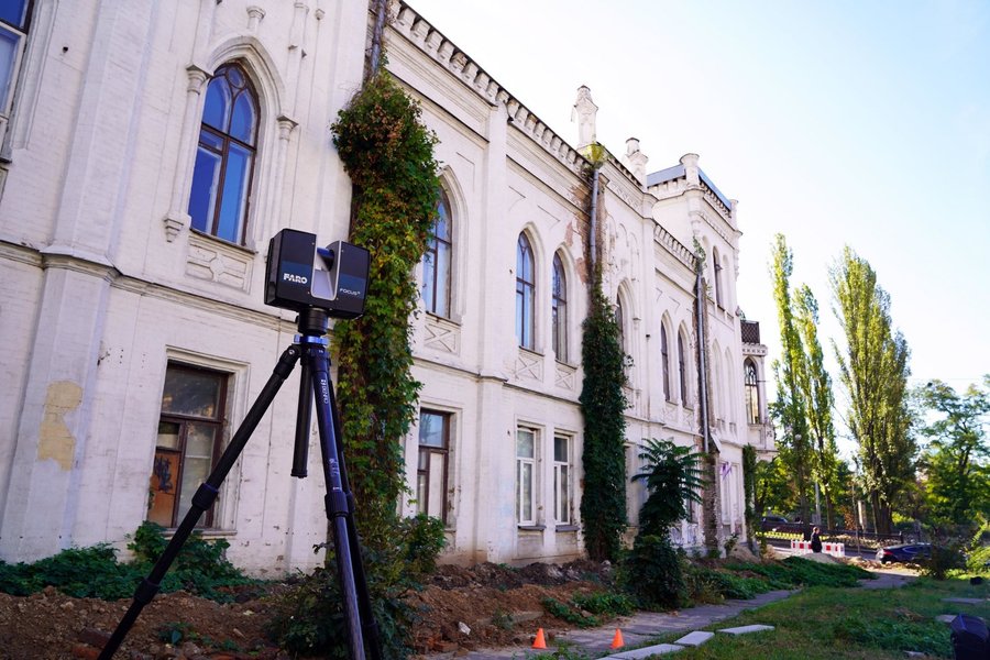Работа над 3D-моделью исторического здания на бульваре Шевченко в Киеве