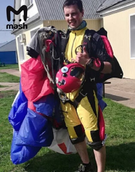 выживший парашютист Дербышев