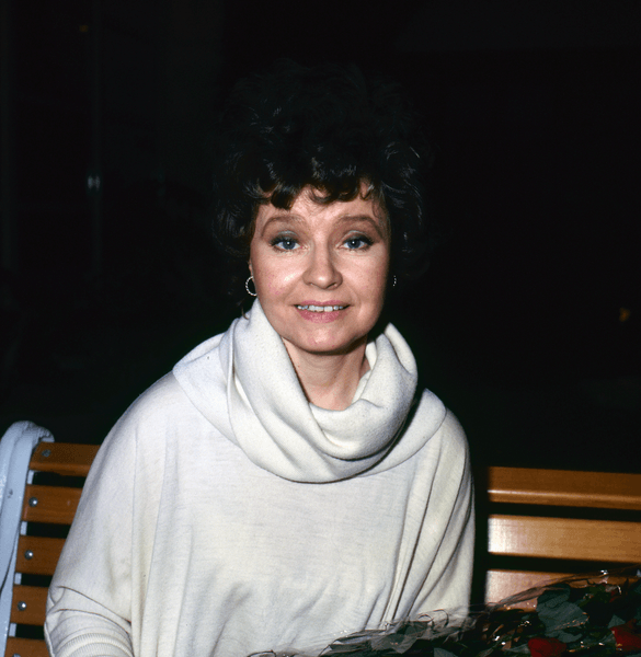 Прунелла Скейлз