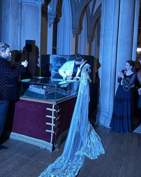 Тиш Вайншток, редактор вог, том гиннесс, свадьба, диана митфорд