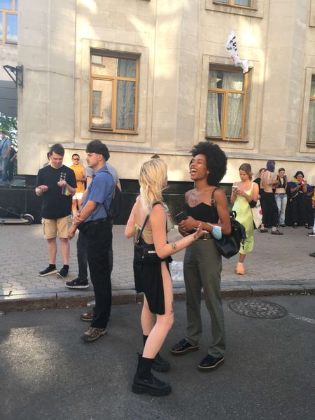 ЛГБТ-парад под Офисом президента