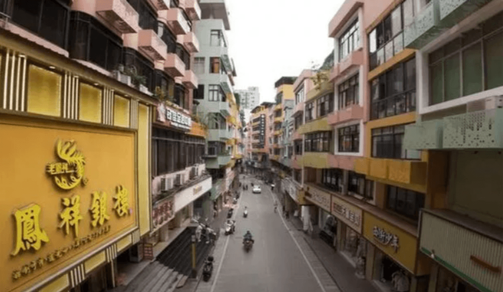 Яньцзинь, Китай