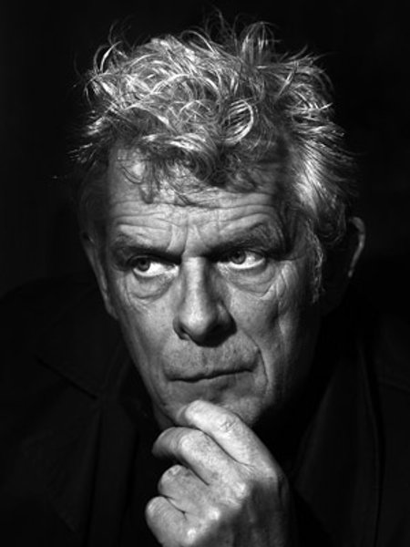 

Алекс ван Вармердам: "Киношный мир подобен криминальному, где тебя в любой момент могут кинуть. В нем мало людей, которым по-настоящему можно доверять"
