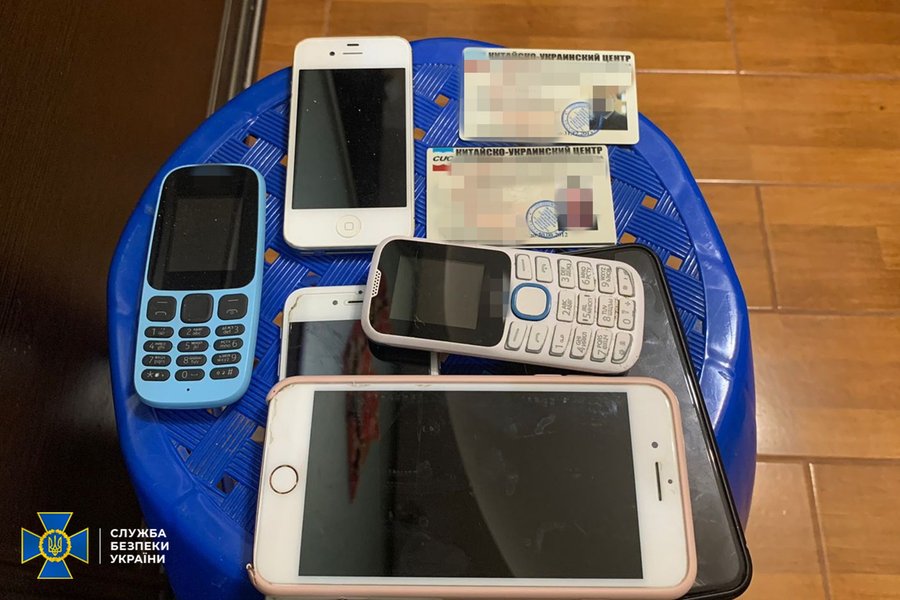 У Харкові викрили шпигунів, які співпрацювали з азійською спецслужбою