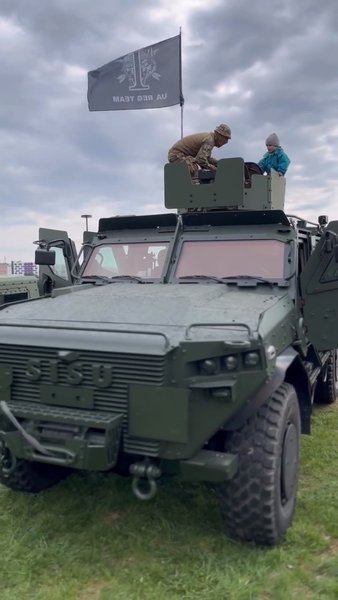 фінська бронемашина Sisu GTP 4×4