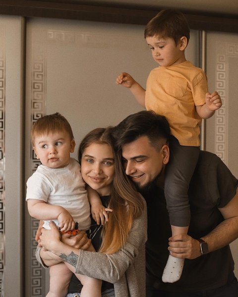 саша пустовит, саша бо, сыновья саши бо, муж саши бо, игорь пустовит