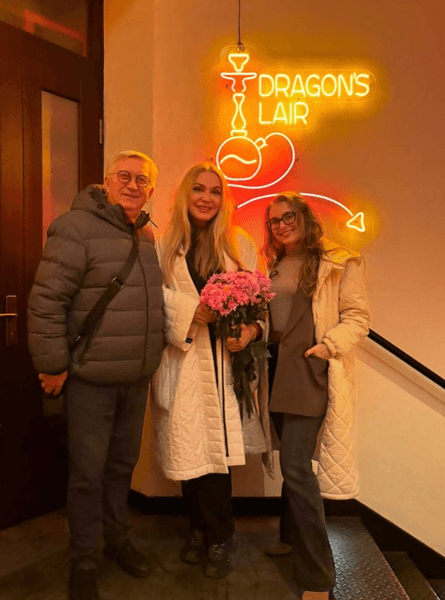 актеры в ресторане