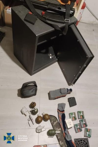 боєприпаси боєприпаси, патрони, гранати