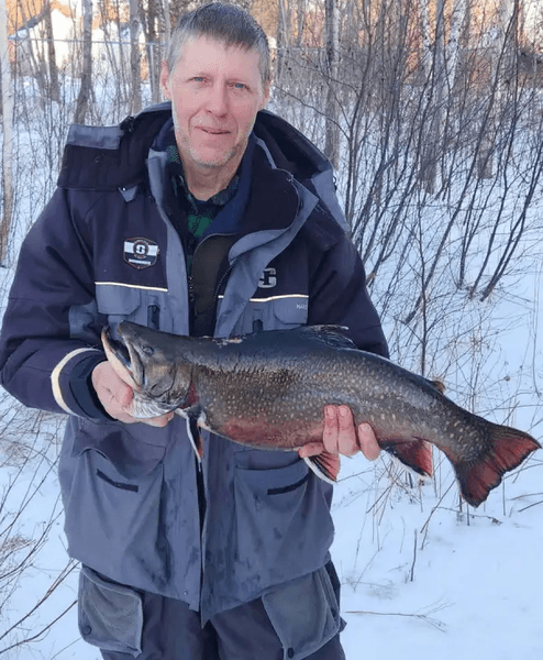 Риба, форель, рекордний улов, улов усього життя, побив 66-річний рекорд, виловив гіганта, величезна риба, гігантська риба, справжній монстр, рибальський рекорд