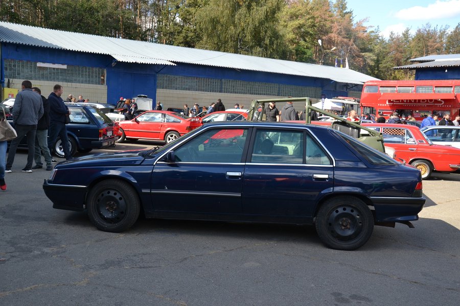 Бронированный Renault 25