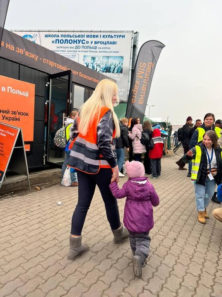 война в украине, израильские волонтеры в украине, помощь израиля украине, украинские беженцы помощь израиля, израильтяне в украине, волонтеры из израиля