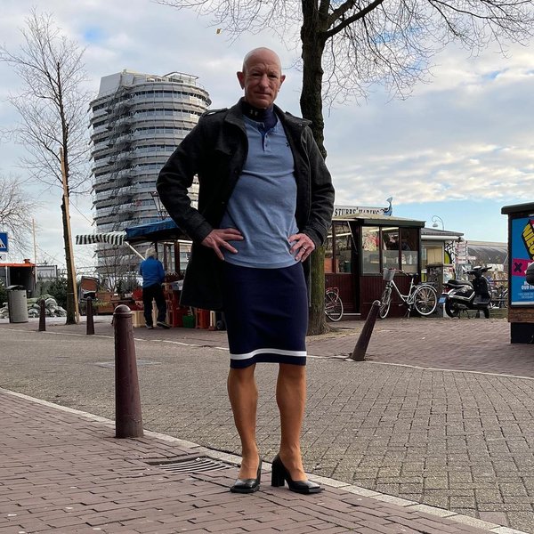 Марк Брайан, мужчина, женская одежда