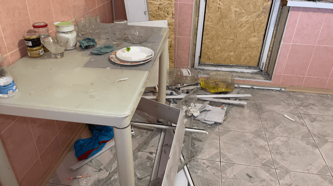 Херсон, обстрел Херсона, война РФ против Украины, последствия удара, разрушения, террор