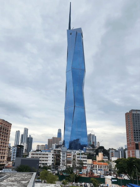 Второй по высоте в мире небоскреб после Бурдж-Халифы