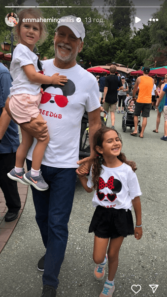 Брюс Уиллис с дочерьми