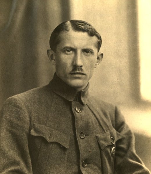 Евгений Коновалец, Жизненный путь Евгения Коновальца, кто такой евген коновалец, как погиб евген коновалец, борцы за украинскую независимость, лидер ОУН, Организация украинских националистов, аттентат, украинские националисты, история Украины, борьба за независимость