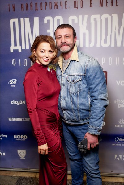 Ірина Островська, Роман Мацюта фільм "Дім за склом", допрем'єрний показ, Тарас Дронь, урбаністичний детектив, Ірина Островська, детективний трилер 2025 року