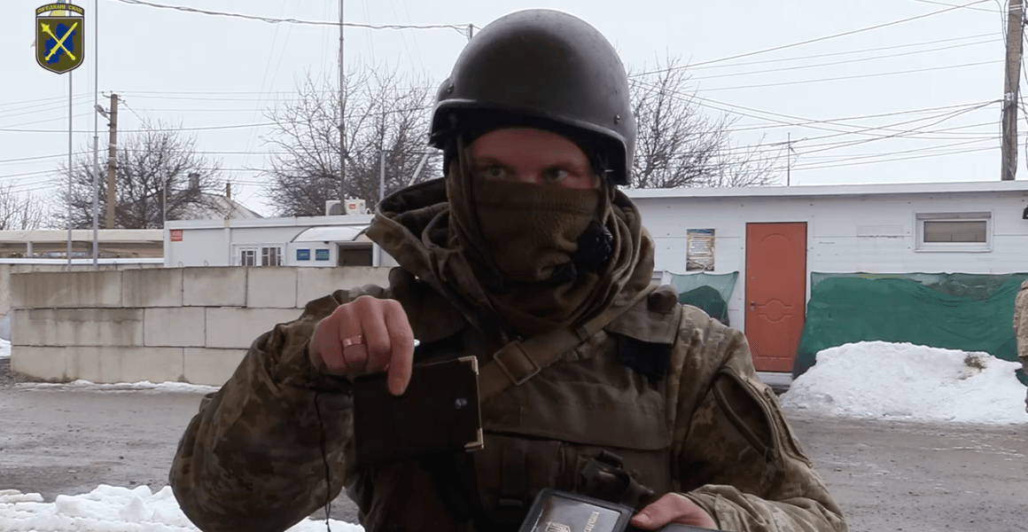 солдат ВСУ, нападение