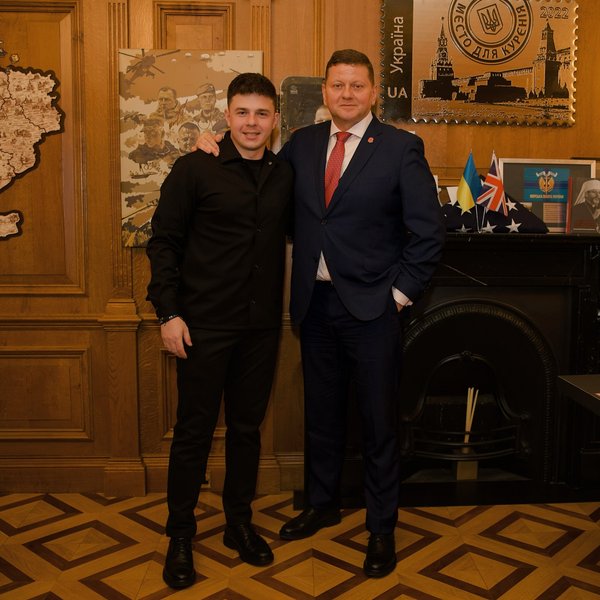 Залужный Арошидзе