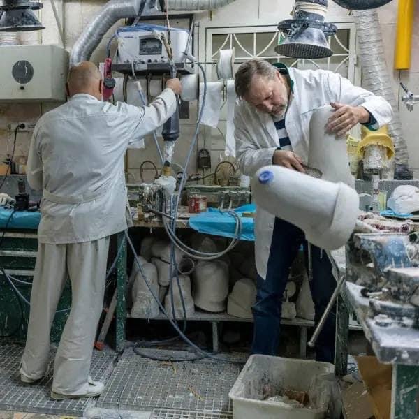 протезирование ноги, протез, протез ноги, протезирование, детский протез, ампутировали ногу, ампутация, охматдит, протез, протезирование ребенка