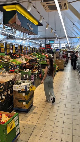 Софія Ванівська порівняла ціни в супермаркетах України і Польщі