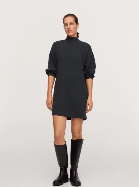 вязаное платье, трикотажное платье, тренд 2022, модные тренды