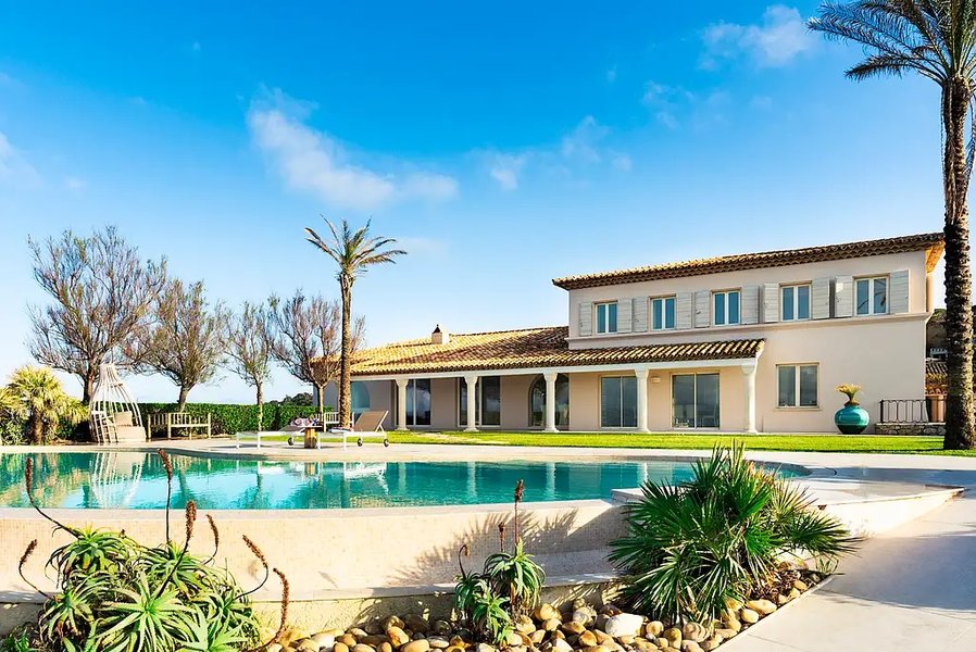 вилла михаил фридман, михаил фридман, вилла, сен тропе, арест имущества, российские олигархи