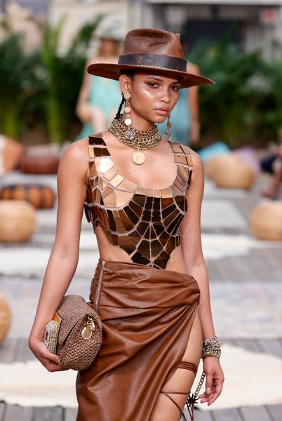 цепи, украшения, модные украшения, модные тренды, тренды 2022