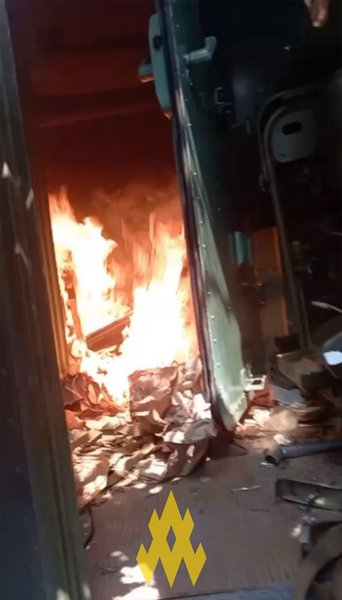 Підпал комплексу зв'язку РФ, фото